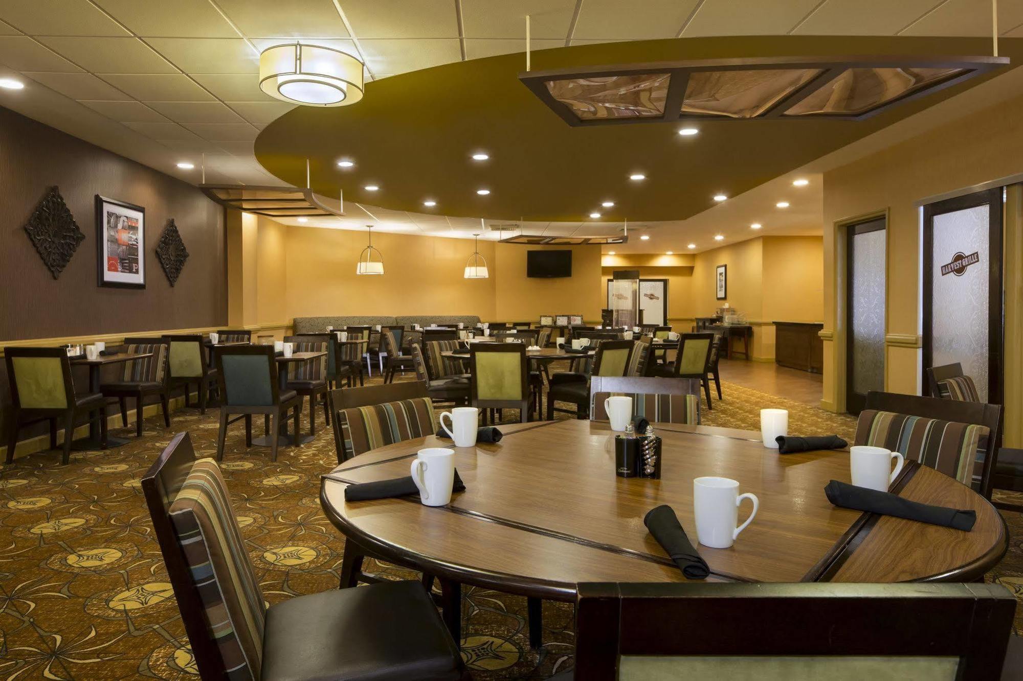 Hampton Inn & Suites Holly Springs Экстерьер фото